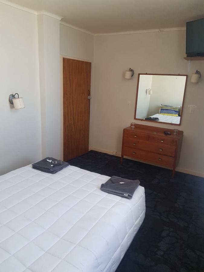Northern Wairoa Hotel Dargaville Exterior photo